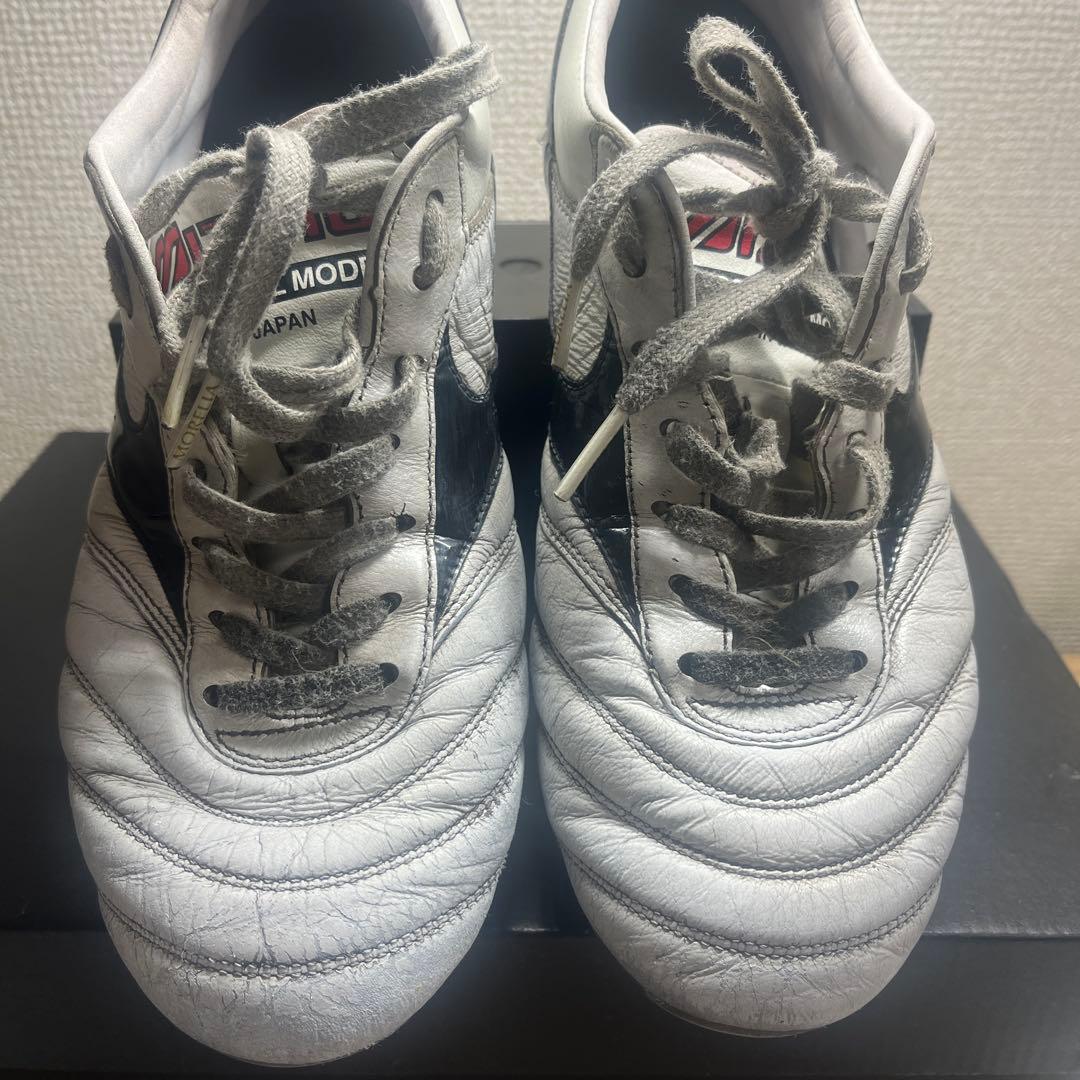 Mizuno Morelia サッカーシューズ ホワイト/ブラック正規箱付き