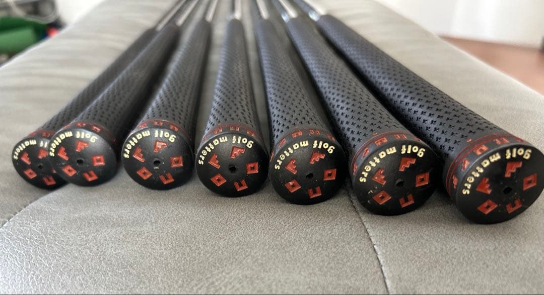 オノフ　onoff Kuro 2024アイアンセット 4-PW カーボンシャフト