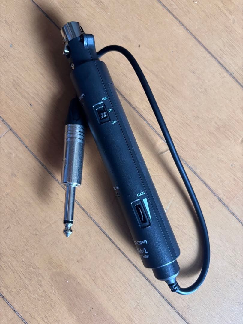 ZOOM A1 FOUR アコースティック楽器用マルチエフェクター