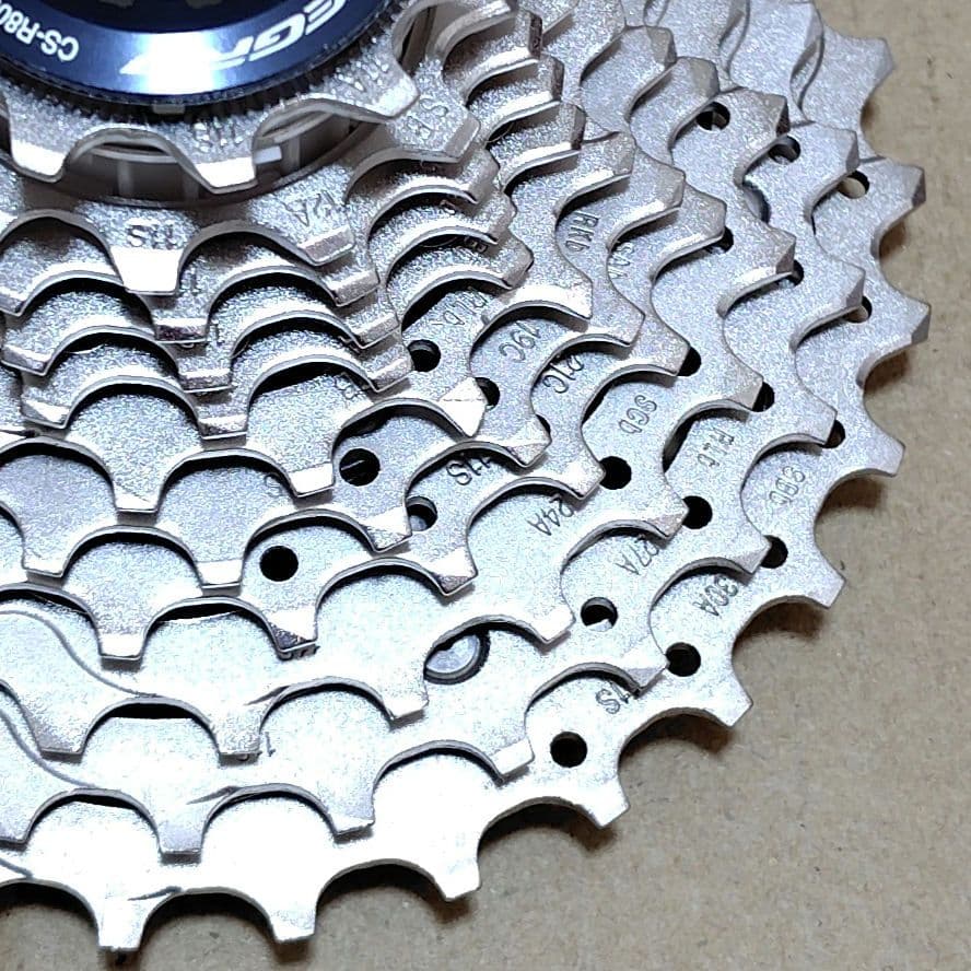 シマノ ULTEGRA CS-R8000 11-30T 11S