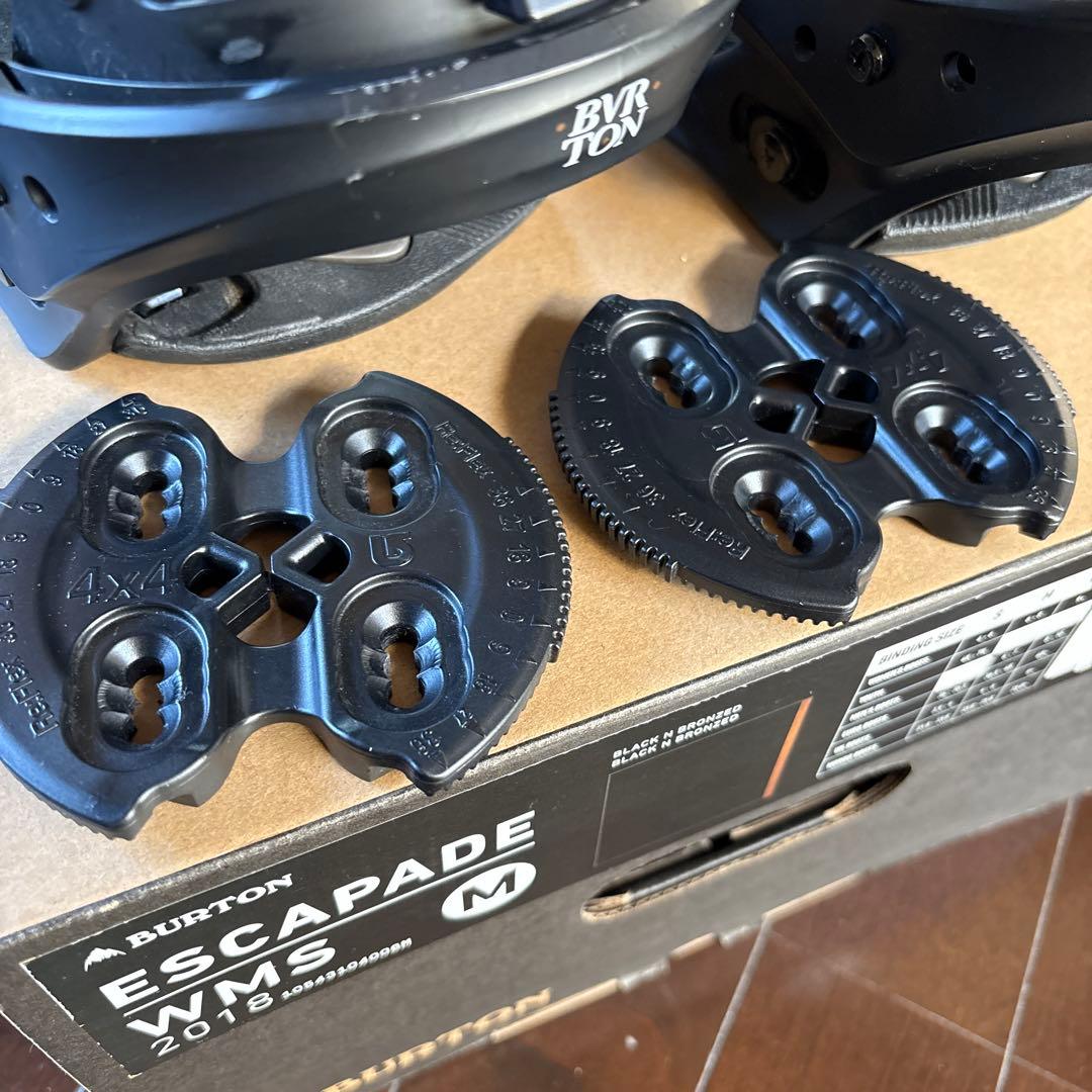 Burton Escapade WMS Mサイズ ブラック 2018