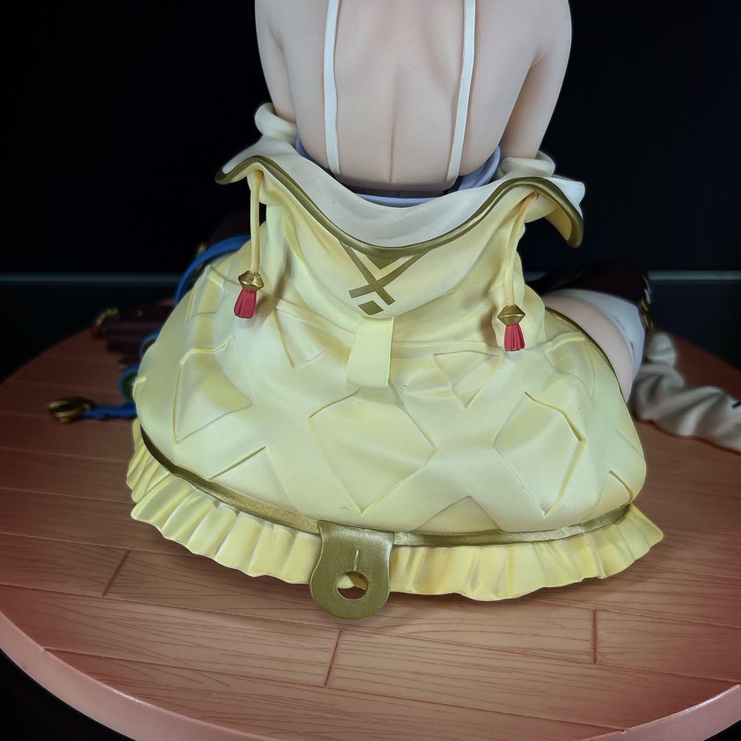 ライザ「ライザのアトリエ ～常闇の女王と秘密の隠れ家～」 1/6 フィギュア