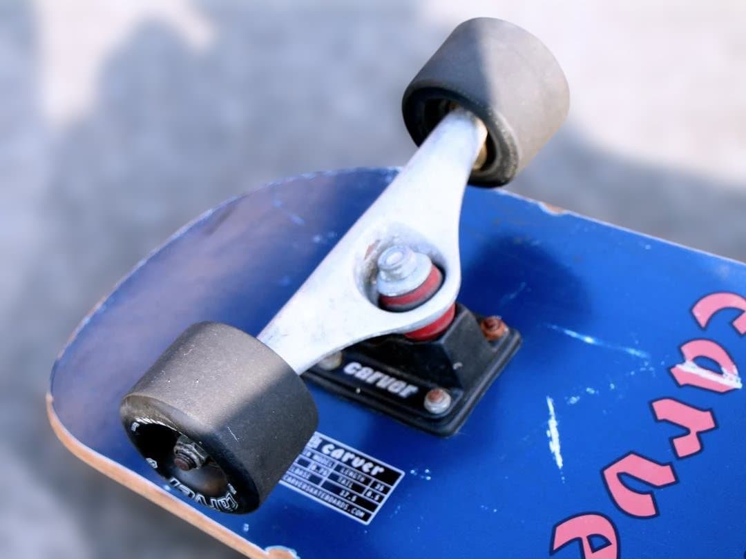 スケートボード Carver カーバー Griffin 35インチ 前スイング