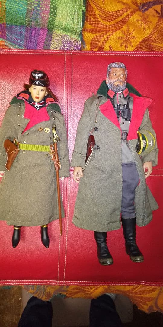 老将軍と少女の将軍のセット。