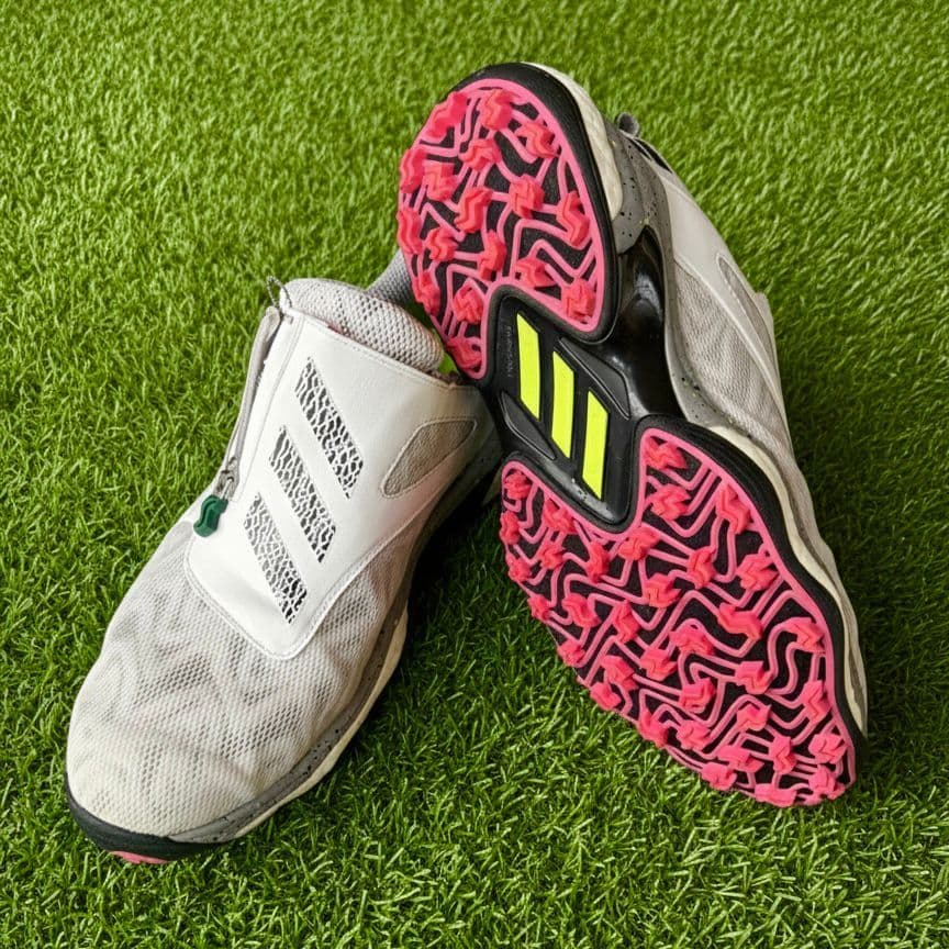 美品 adidas ゴルフシューズ コードカオス25 ボア