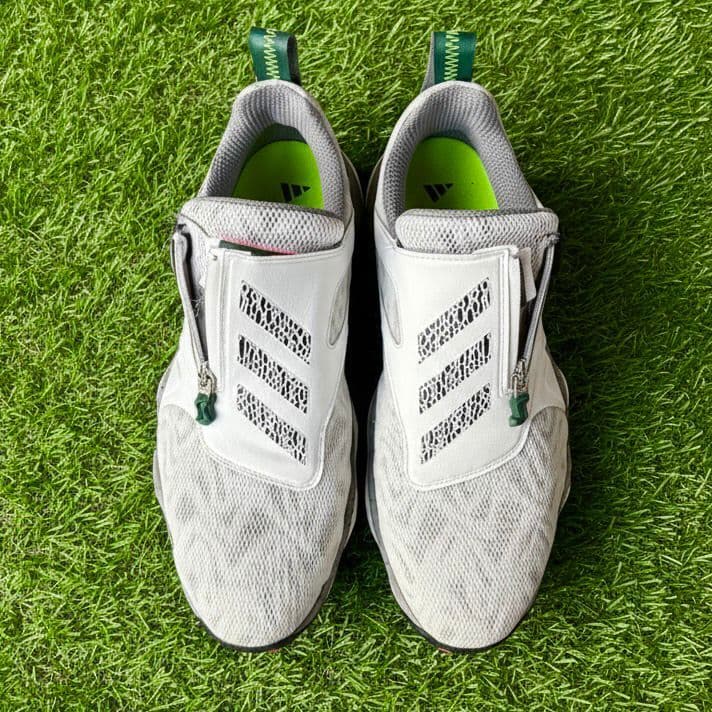 美品 adidas ゴルフシューズ コードカオス25 ボア