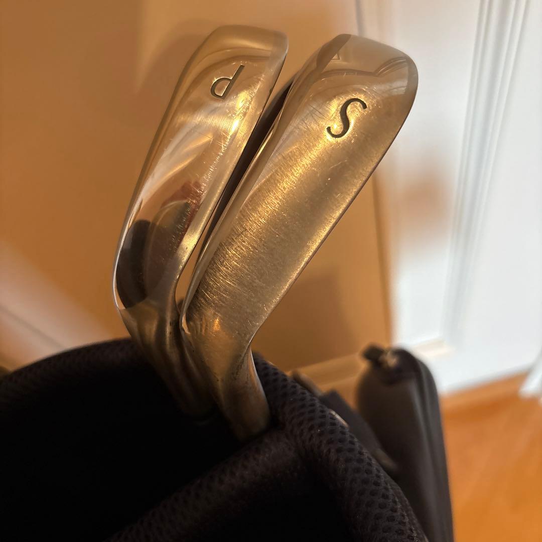 マル《ゼクシオ10》アイアン6本＋キャディバッグ＋パター 3点セット