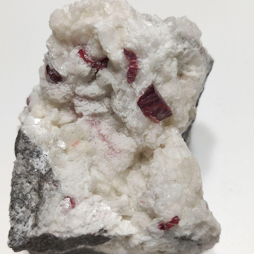 希少！　パワーストーン　シナバー　辰砂　原石　天然石　104g　No.560