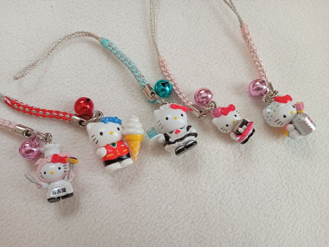 【ゆうパケット】ハローキティ 根付け　飲食店店員さん 5個セット