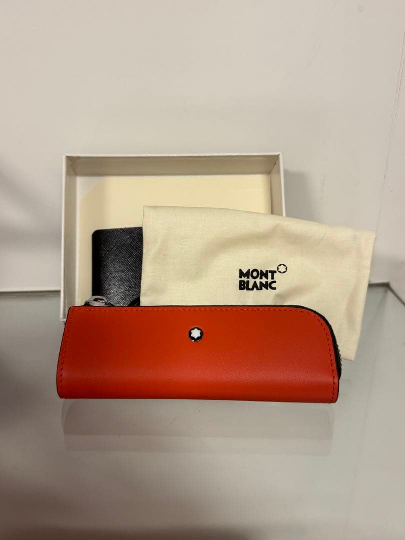 【極美品】モンブラン ヘリテイジ ルージュ＆ノワール ペンポーチ