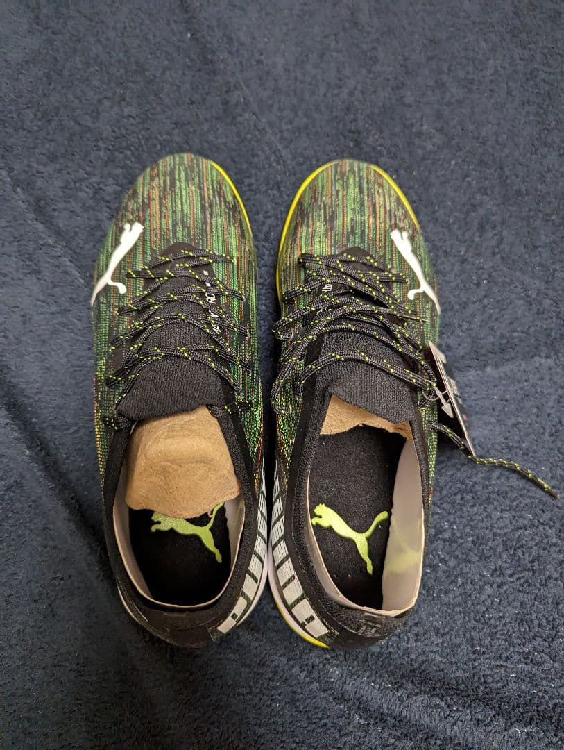 プーマ　ウルトラ　1.2　トレーニングシューズ　27.5センチ