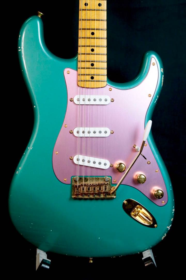 ギター ForKuest Stratocaster type MJT Musikraft