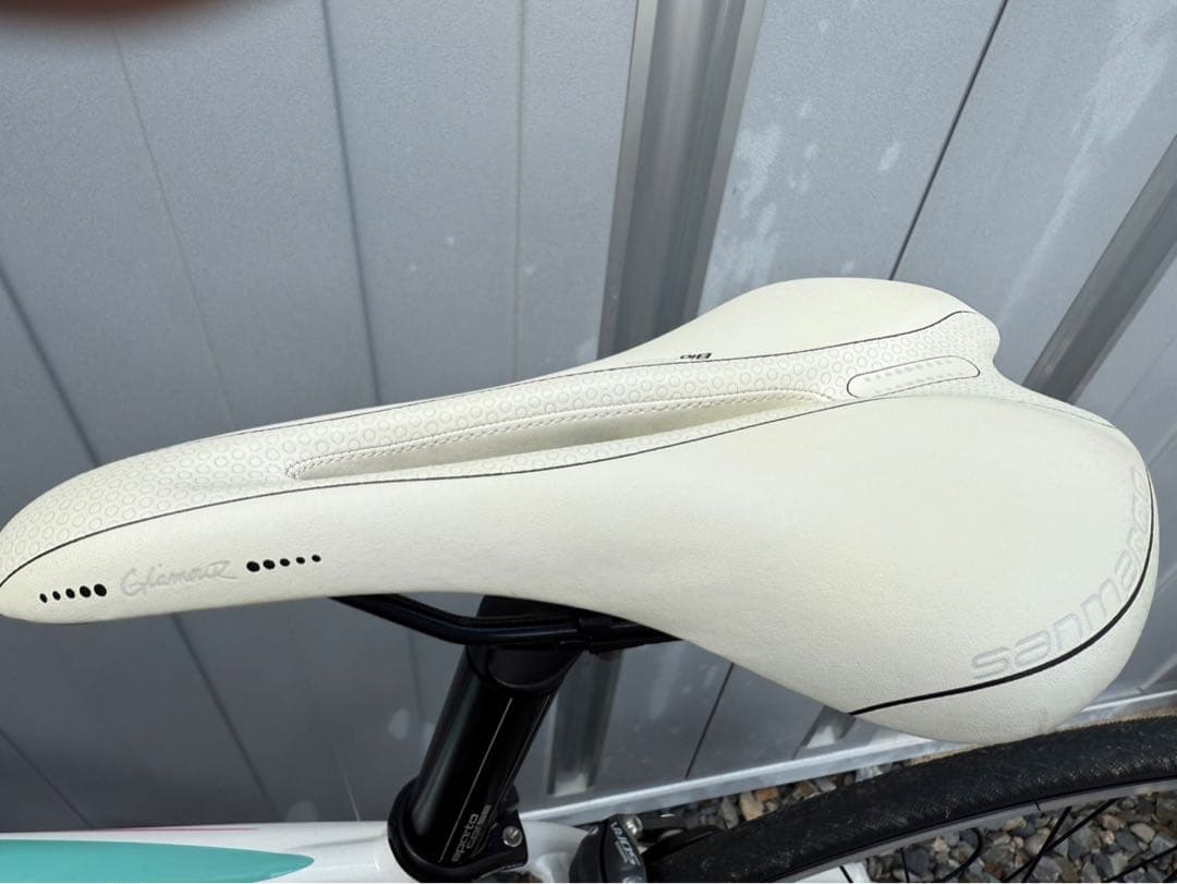 Bianchi Dama Bianca ロードバイク2017