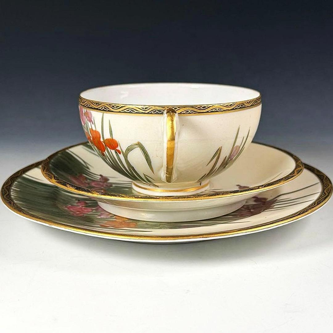 極美品■オールドニッポン 薩摩 エッグシェル 金彩 菖蒲図紋 キャビネットトリオ