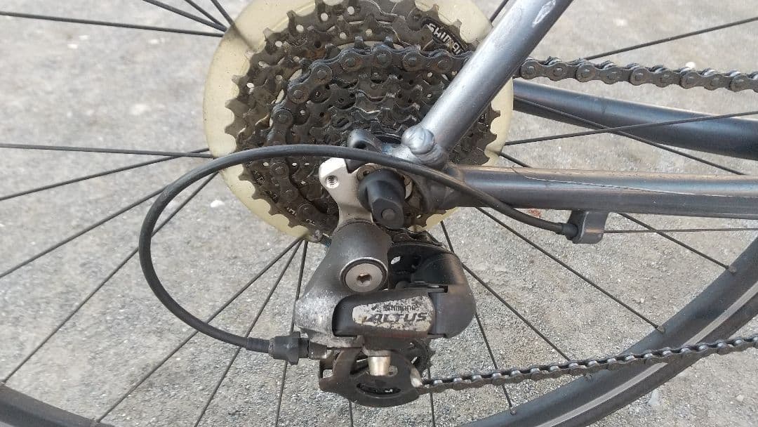 GIANT ESCAPE R3 700C アルミ 24速 470mmグレークロス