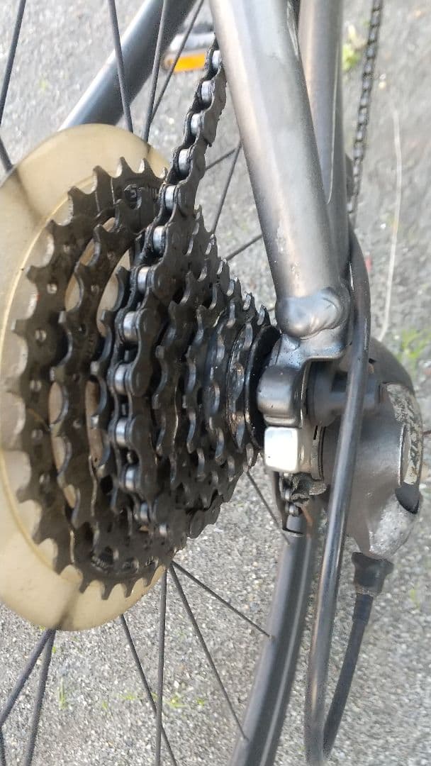 GIANT ESCAPE R3 700C アルミ 24速 470mmグレークロス