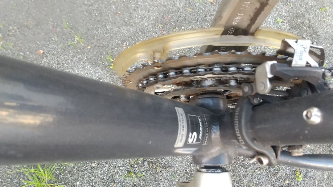 GIANT ESCAPE R3 700C アルミ 24速 470mmグレークロス