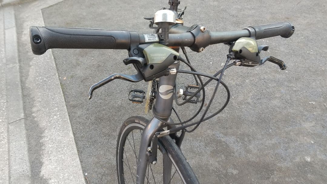 GIANT ESCAPE R3 700C アルミ 24速 470mmグレークロス