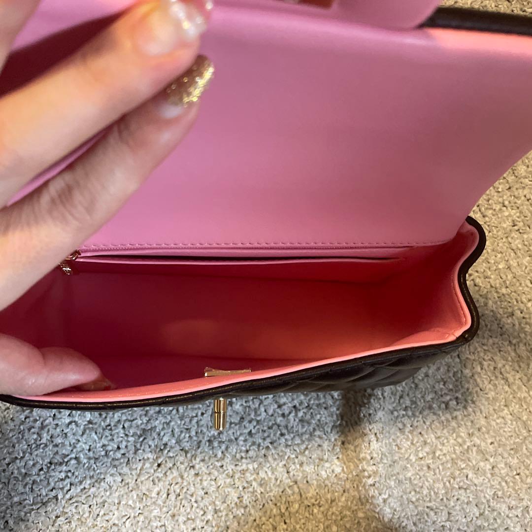 CHANEL ブラックレザー バッグ キルティング　ノベルティ