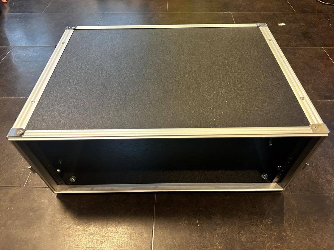 IKEBEオリジナル　4Uラックケース