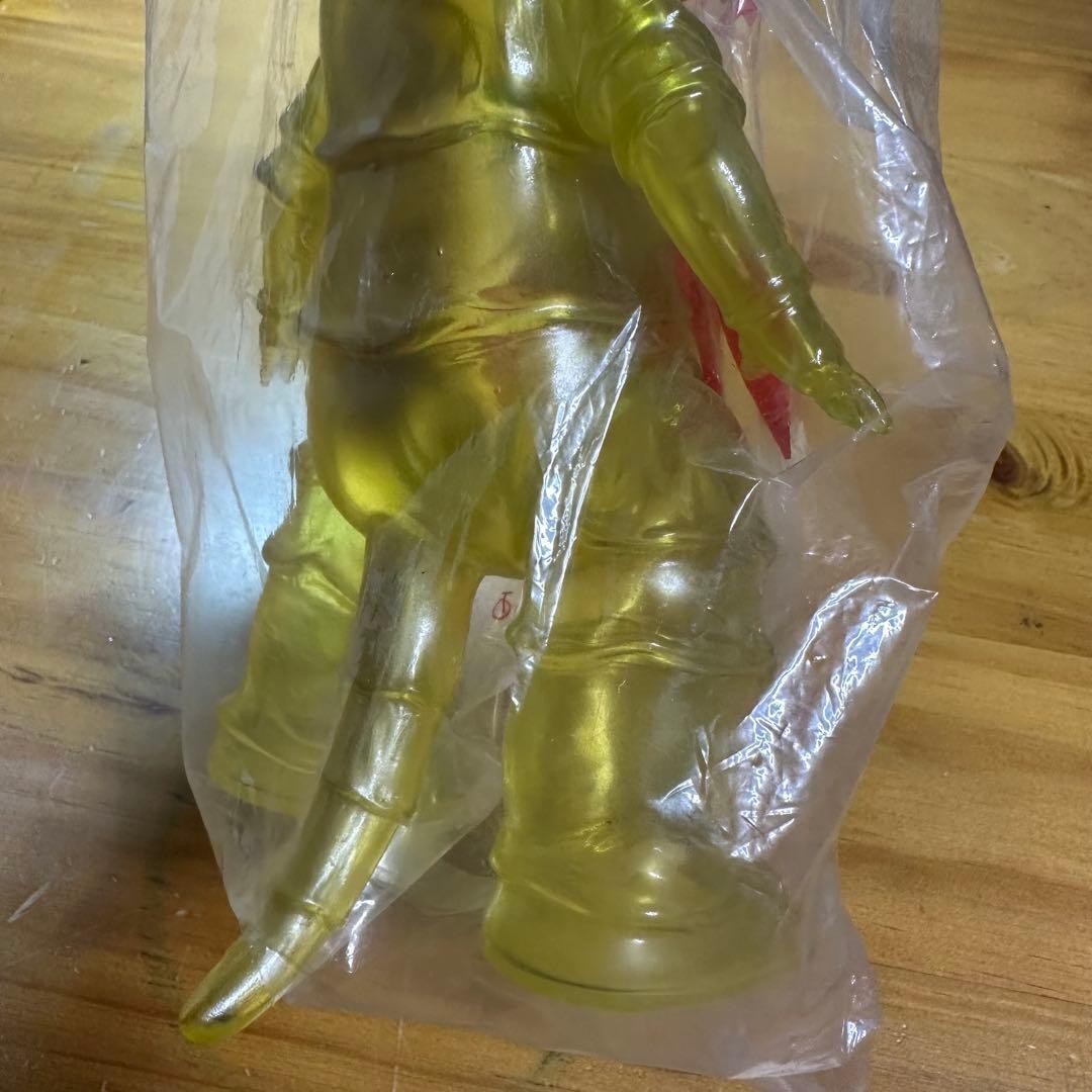 M1号 カネゴン クリアイエロー ソフビ 6038