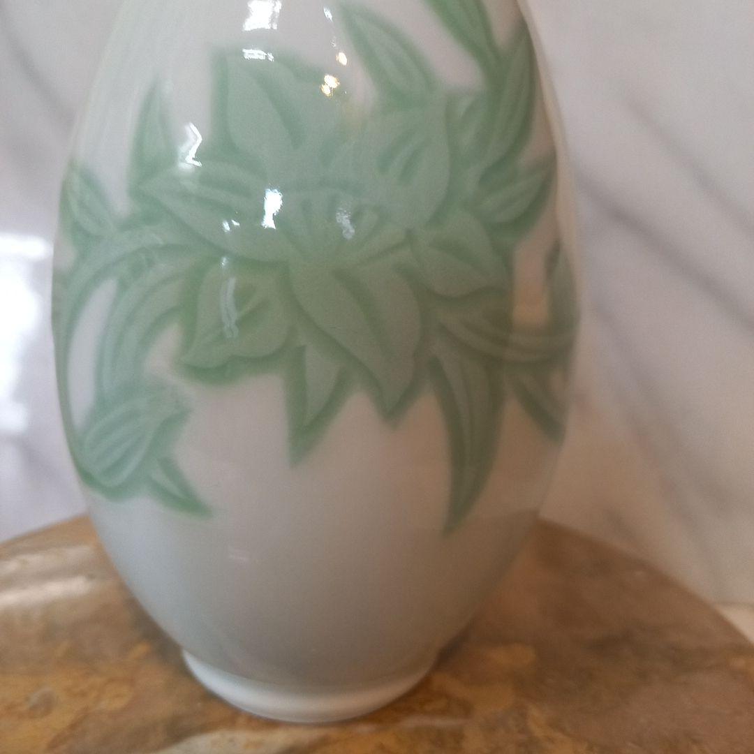 の*り様 井上萬二　百合　花　花瓶　壺　緑　茶器