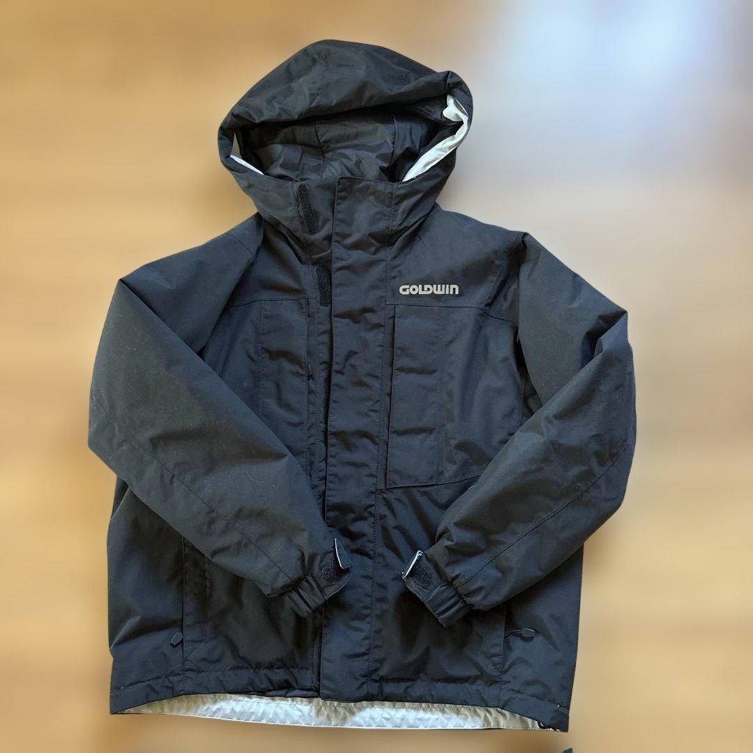 ゴールドウィンgoldwin スキーウェア　子供用 上下130cm 中古品