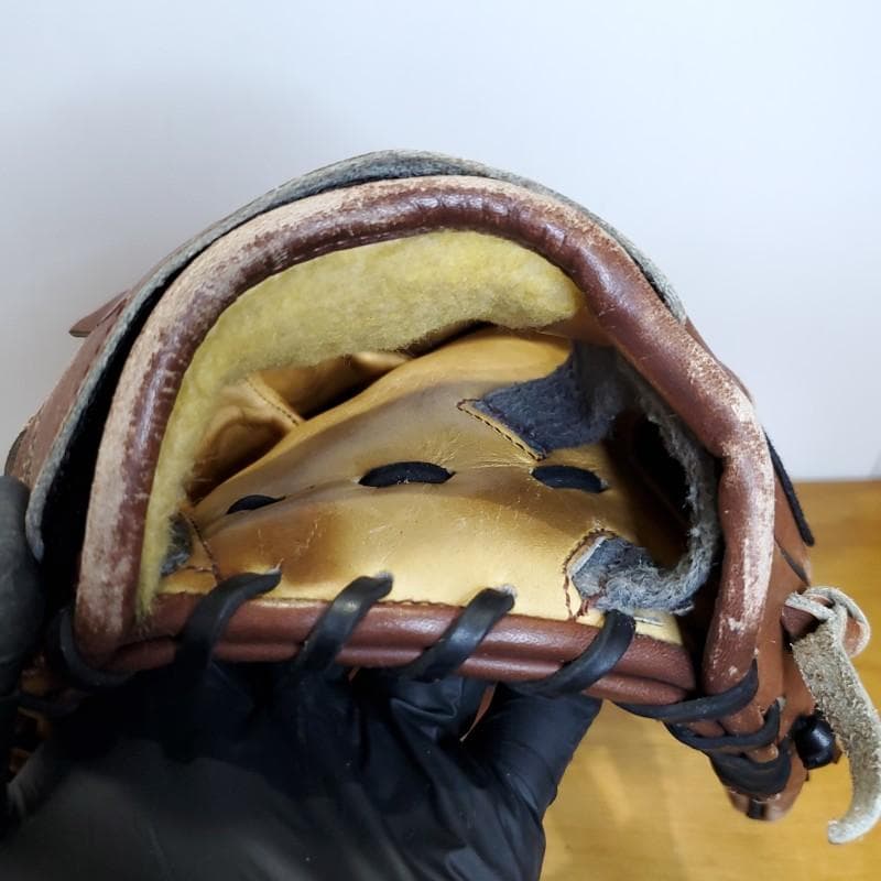 ウイルソン A2000レプリカ DFS 限定モデル 内野用 軟式グローブ