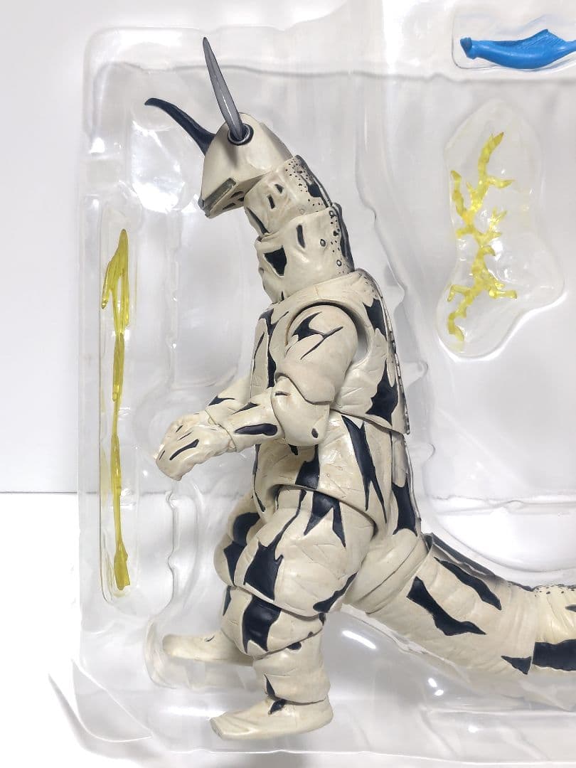 ULTRA-ACT エレキング