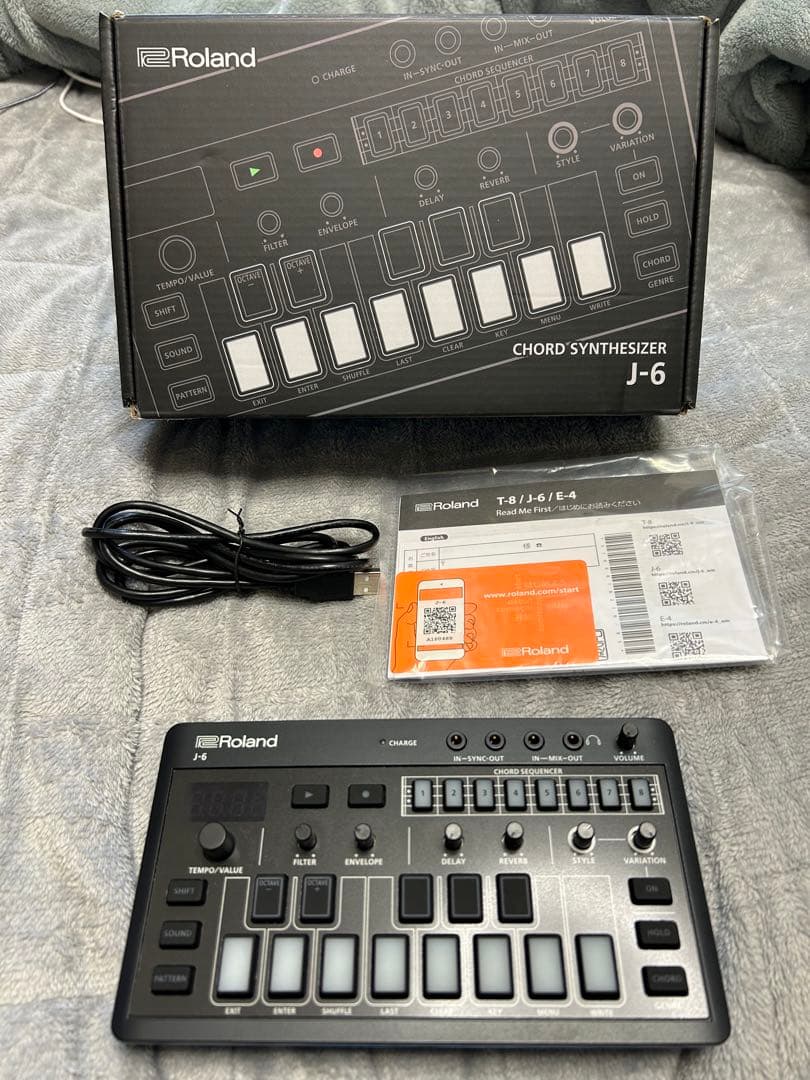 Roland / J-6 コードシンセサイザー　AIRA COMPACTシリーズ