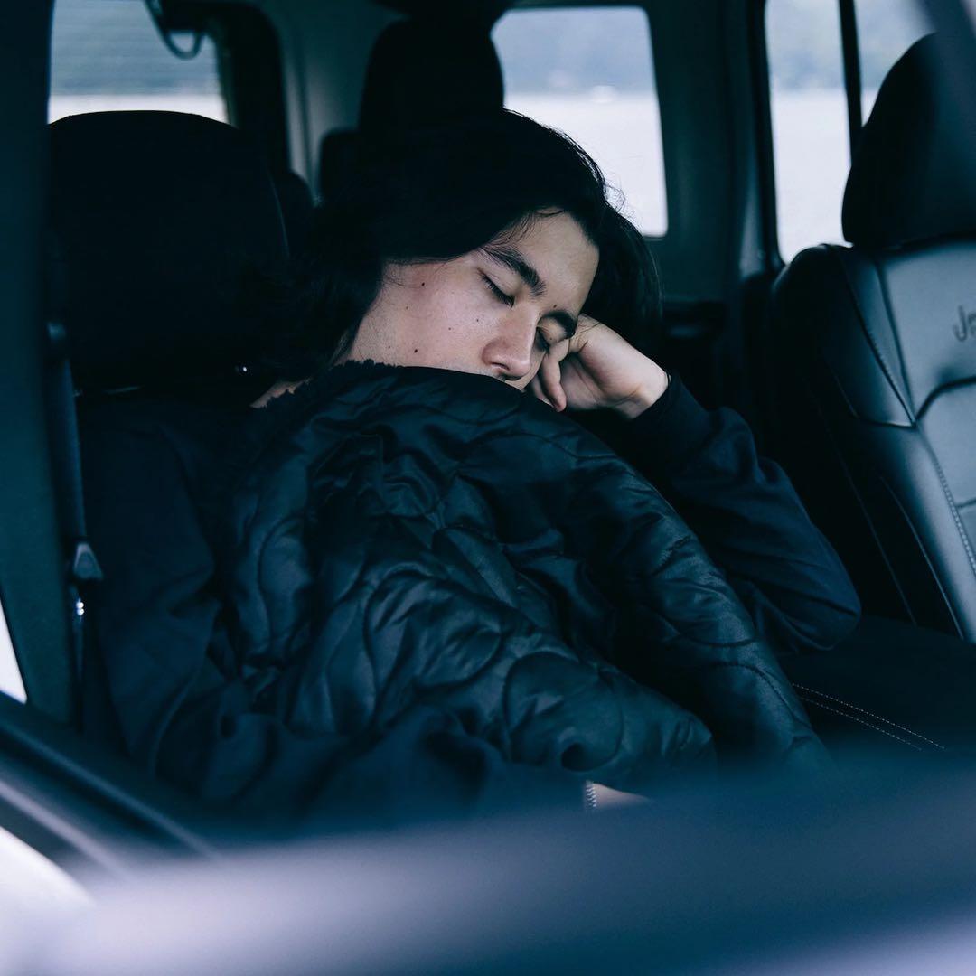 【新品】LUGH ルー 魔法瓶ブランケット 6層/グラフェン Sサイズ ブラック