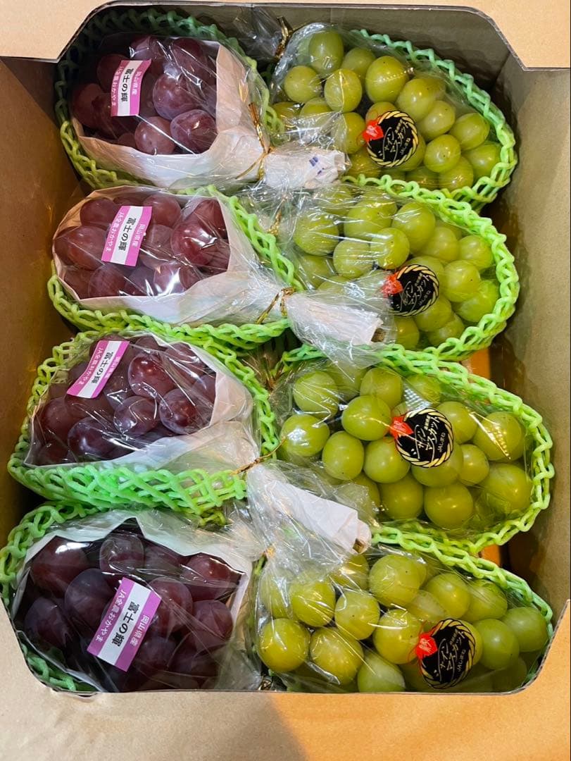 ②【島根県産】 シャインマスカット4房 【岡山県産】 富士の輝　4房