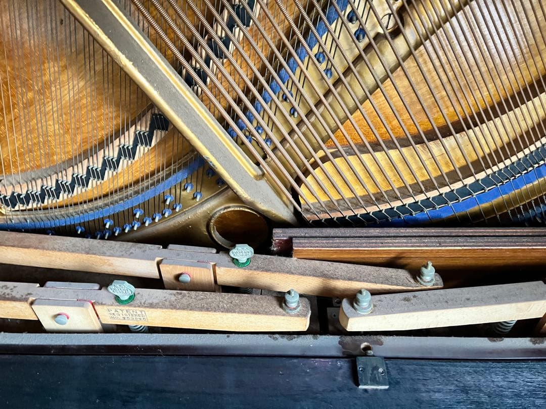 ピアノ　クリーベル　猫足　ドイツ製