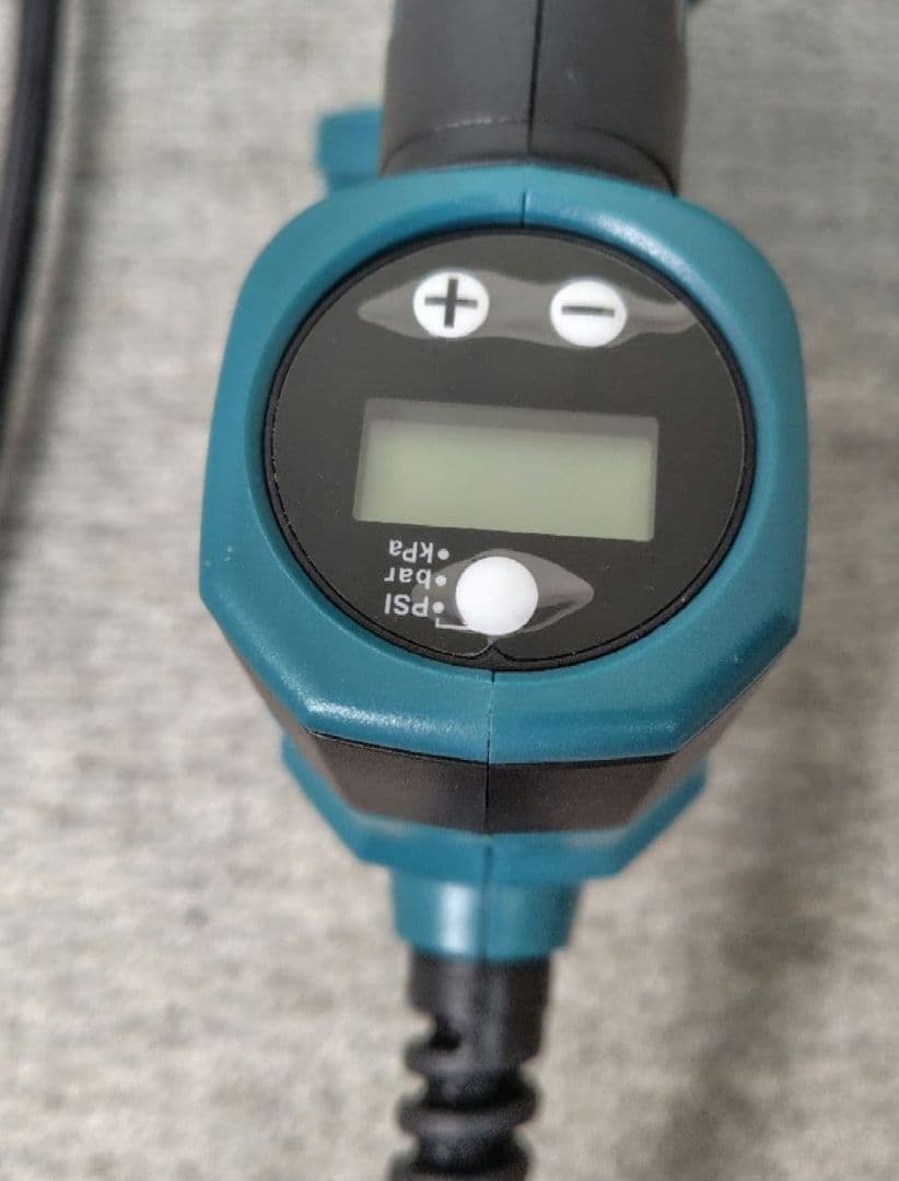 新品　マキタ　充電式空気入れ MP100DSH