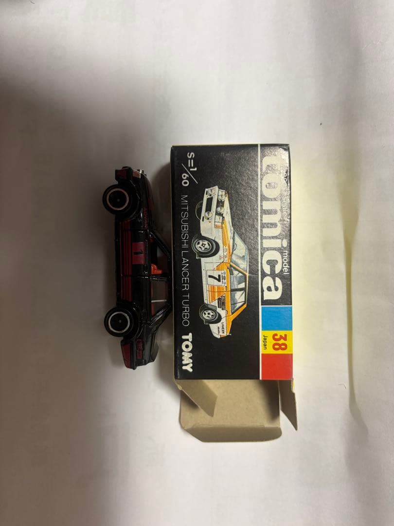 トミカ 三菱ランサーエボリューションターボ 38