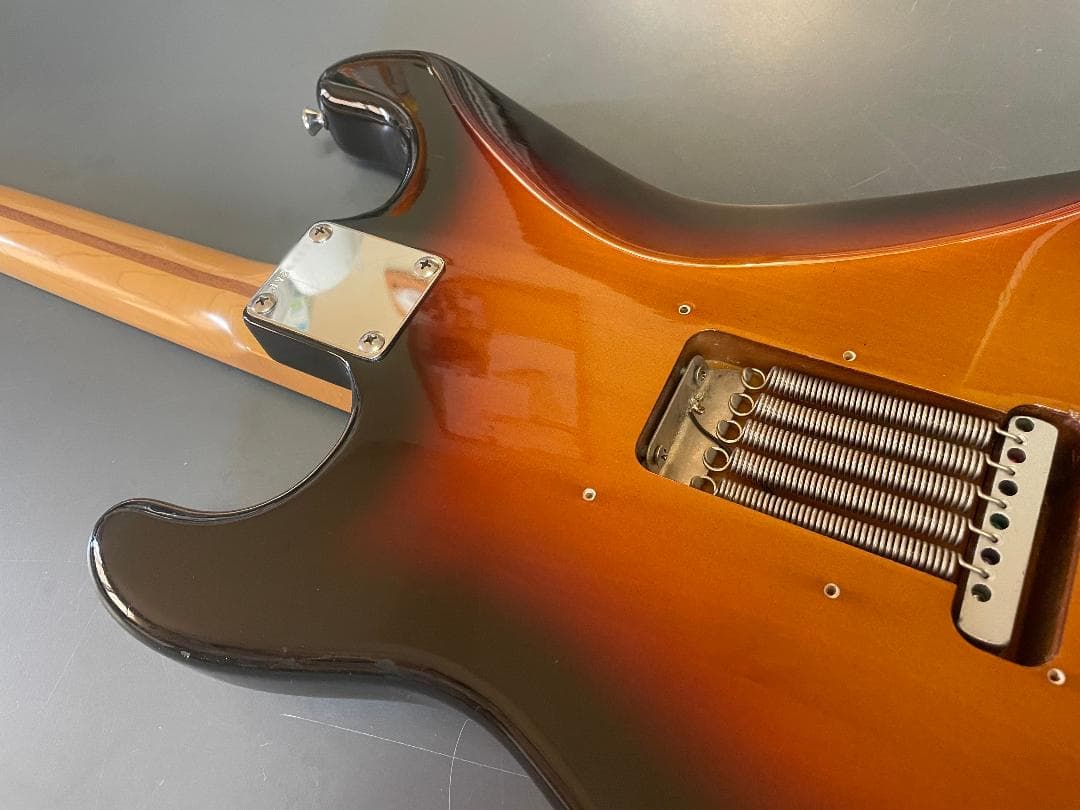 Fender コンポーネント（ジャンク扱い）