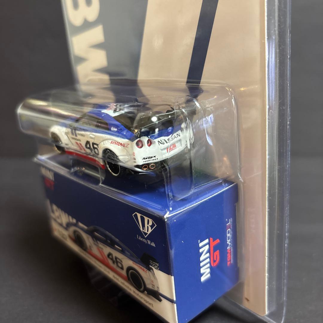 MINIGT LBWK GT-R R35 1/64 MINI GT 日産