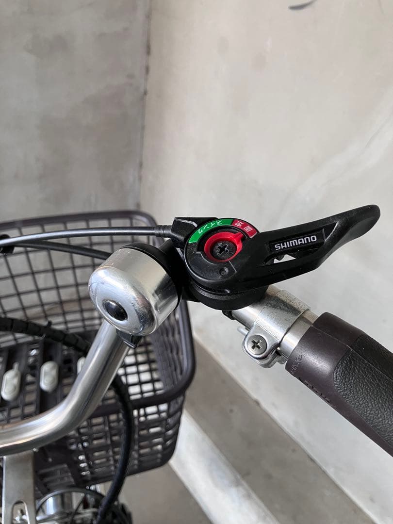 三輪電動アシスト自転車 グレー