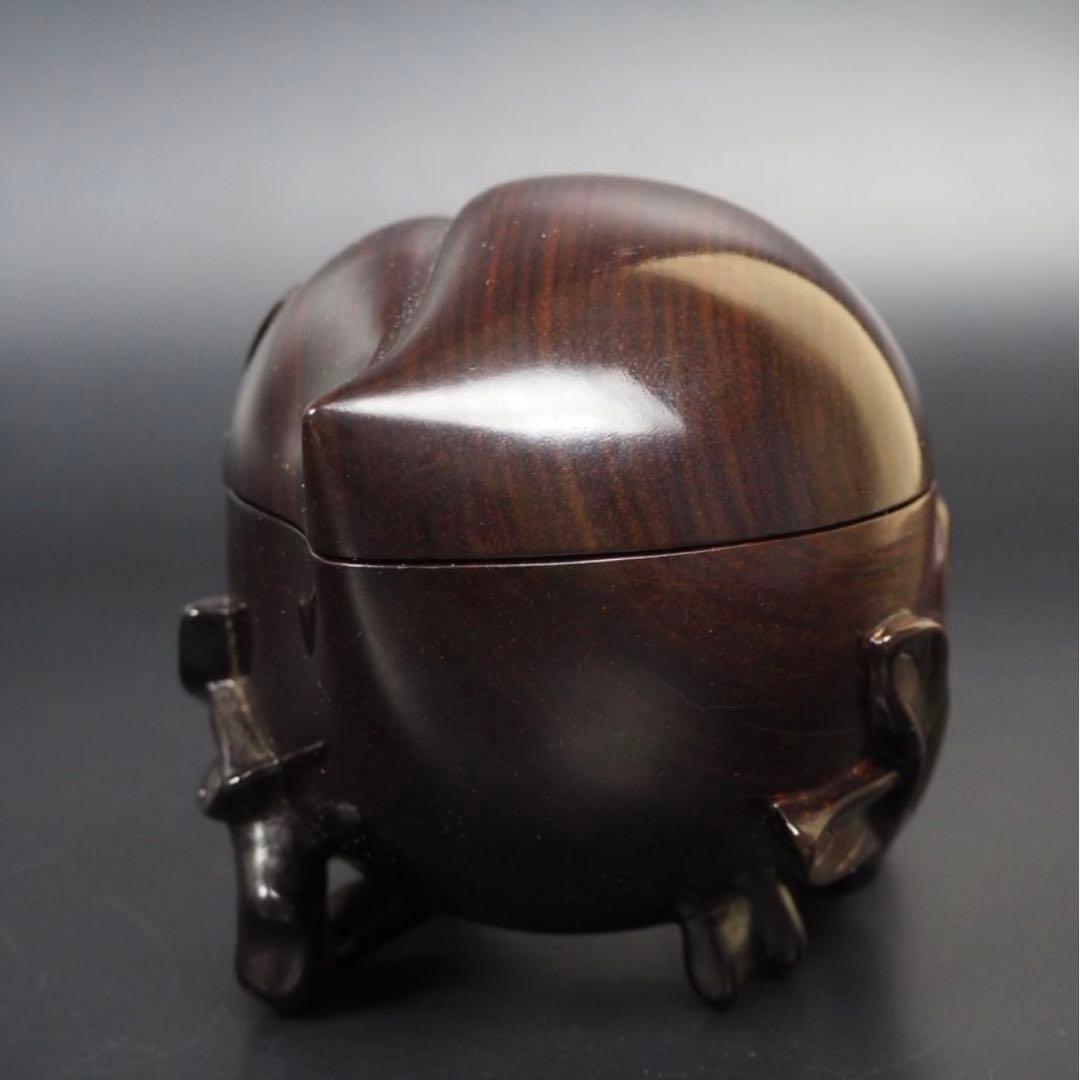 送料無料　時代物　唐木花梨（沈水）透かし彫り桃形蓋物　美品