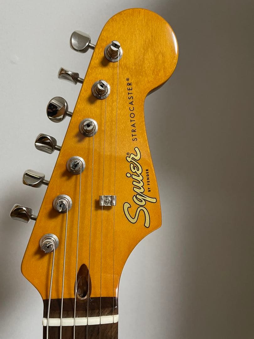 ギター Squier classic vibe 60s stratocaster