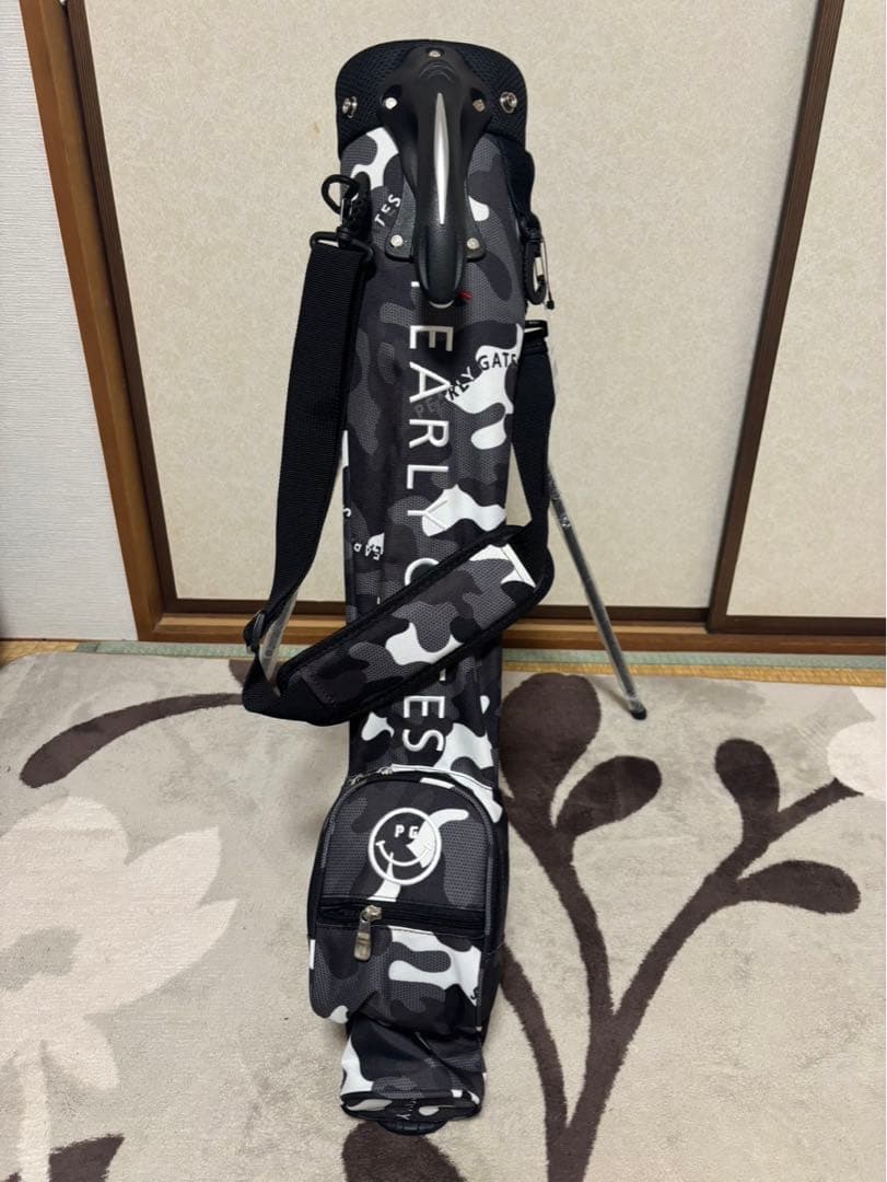 PEARLY GATES 迷彩セルフスタンドバック