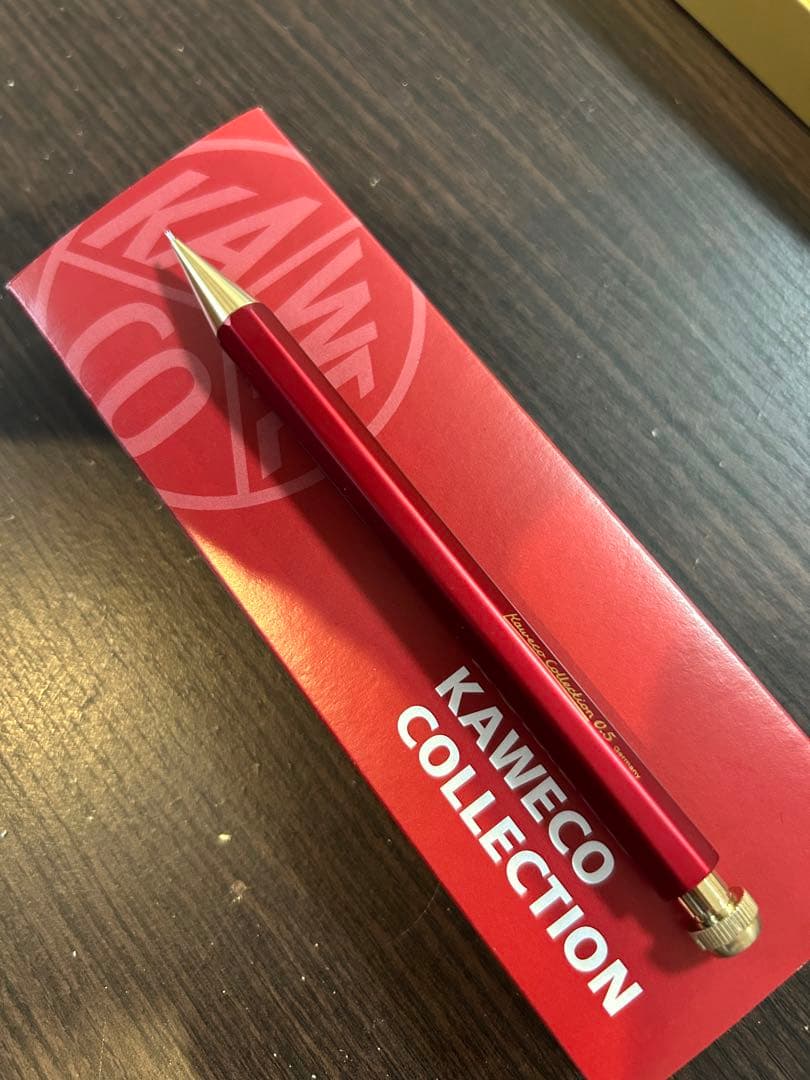 《新品未使用》カヴェコスペシャルレッドエディション 0.5ミリ　シャープペンシル