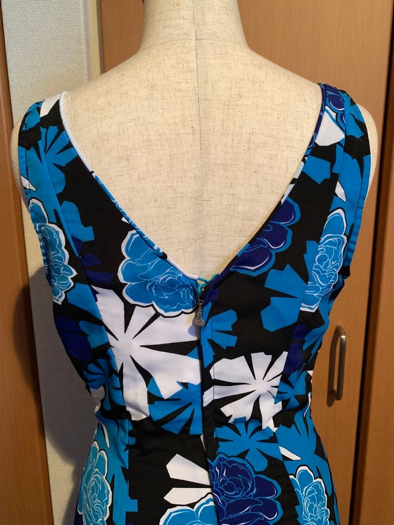 フラメンコ衣装　フラワープリント ノースリーブ ロングワンピース