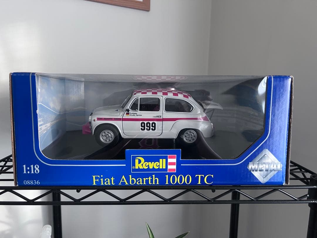 【美品】フィアット•アバルト 1000 TC ミニカー