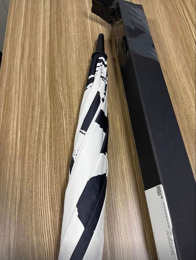 上海限定　テスラTesla Giga ゴルフアンブレラ　雨晴兼用