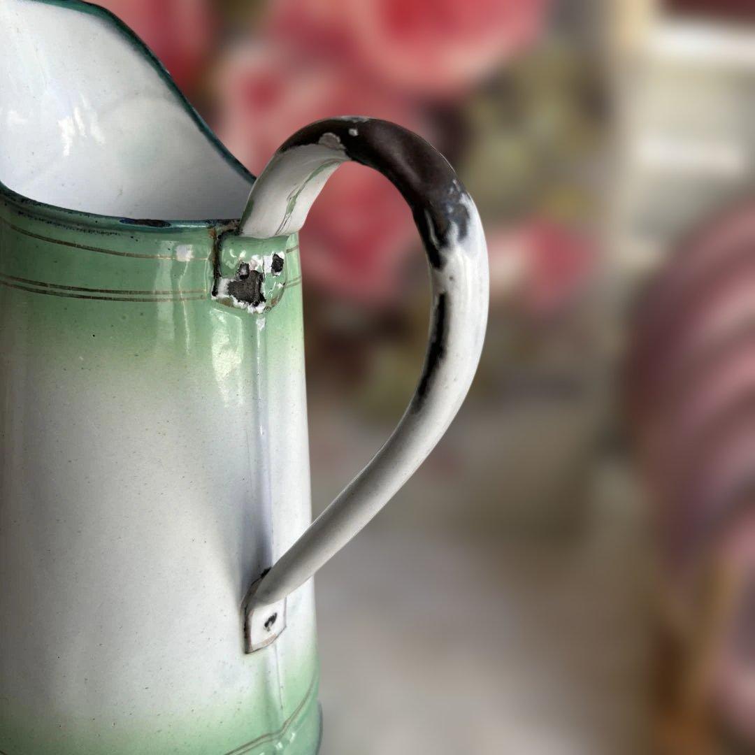 フランスアンティーク　グリーングラデーション　ホーロー水差し