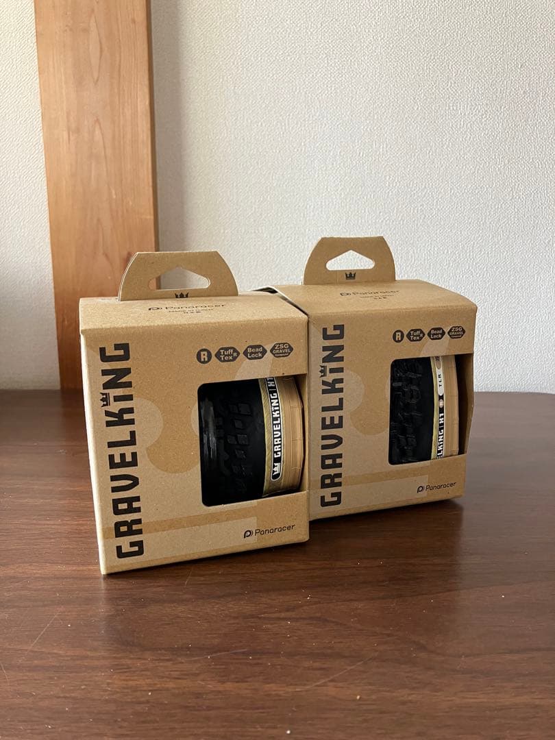パナレーサー　GRAVELKING X1 R 700x35Cタイヤ 2個セット