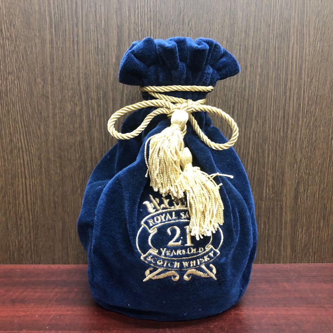 シーバス ロイヤルサルート 21年 青 700ml / 40% / 未開栓