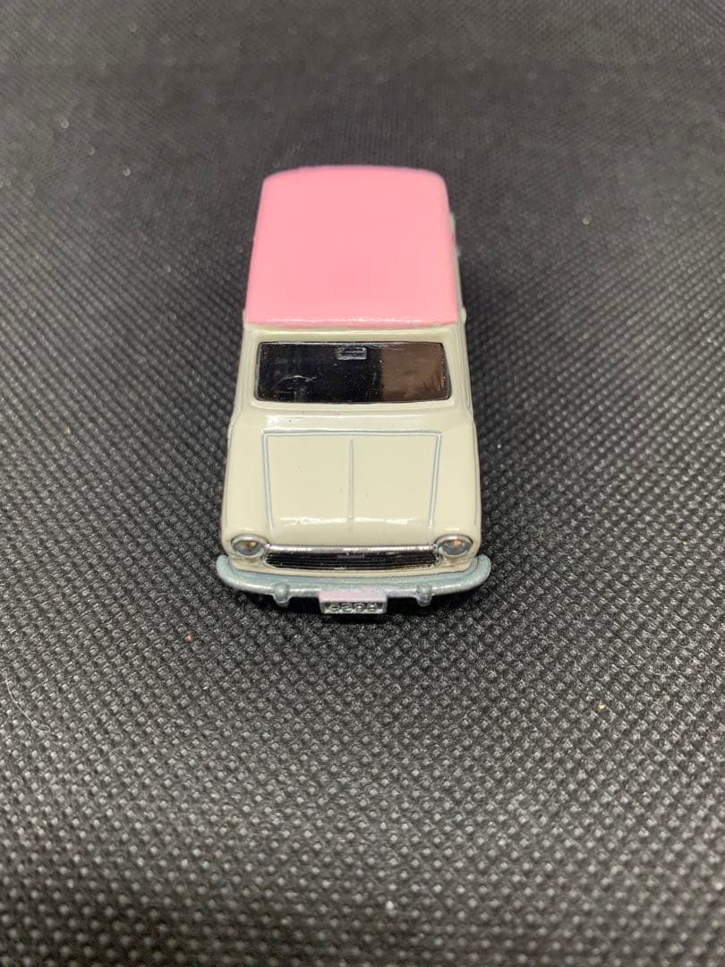 トミカ　ミニクーパー　ミニ誕生30周年記念車