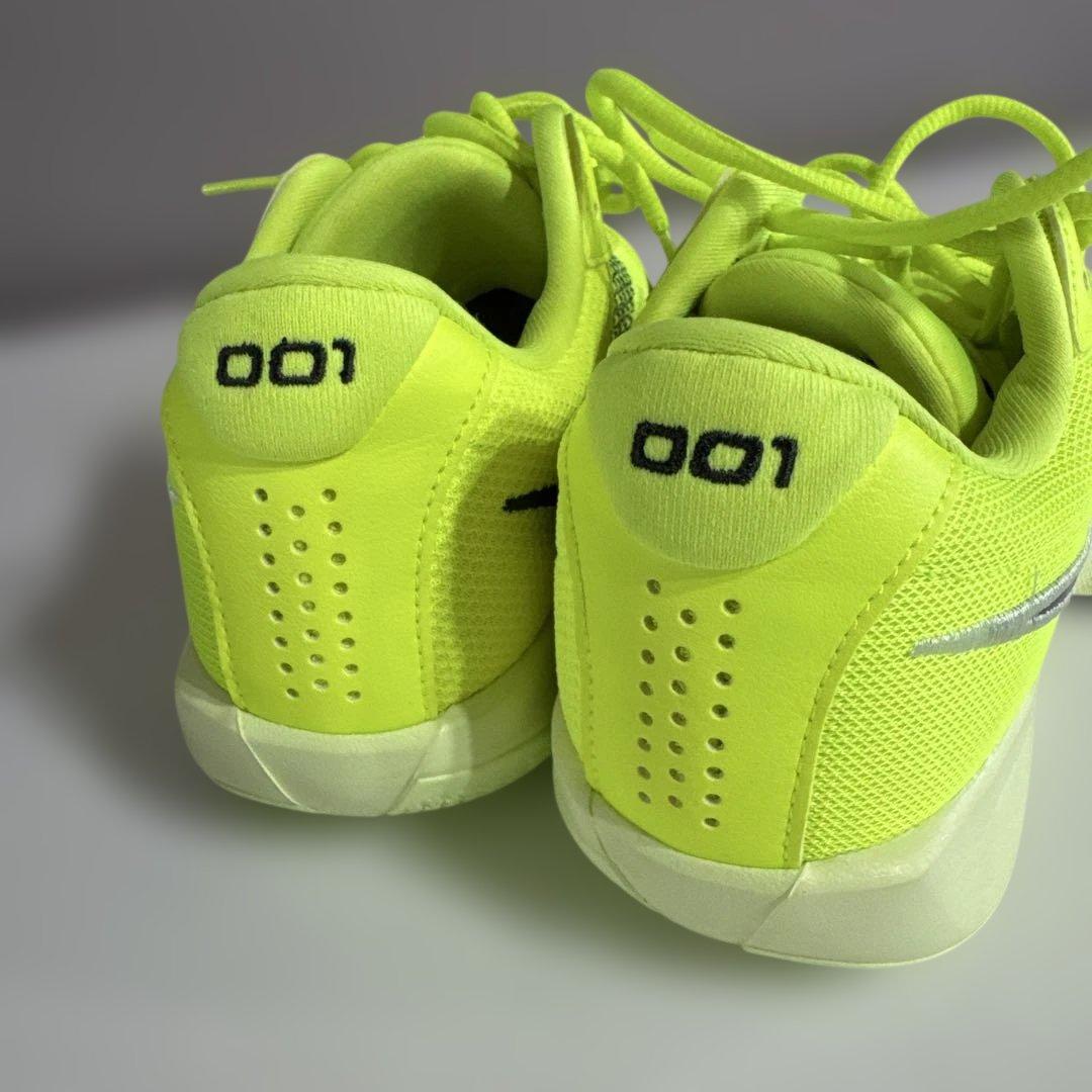 Nike バスケットボールシューズ 001 蛍光イエロー